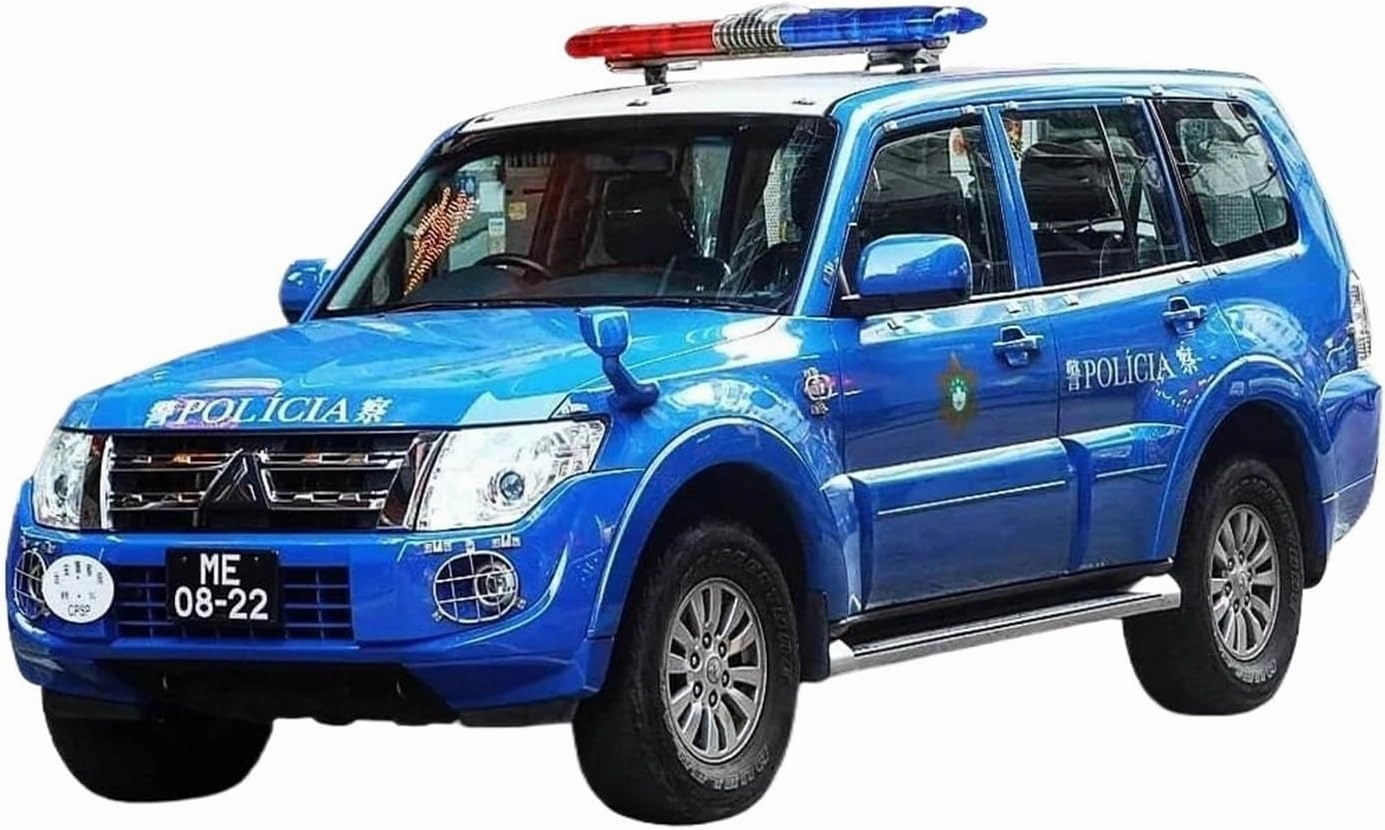 1:43 for Mitsubishi Paje Police Car Static Simulated Alloy Model Decorative Ornaments Souvenirs Mini Simulation Toys(Black)