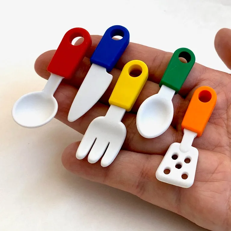 38340 IWAKO KITCHEN ERASER CARD-10 CARDS