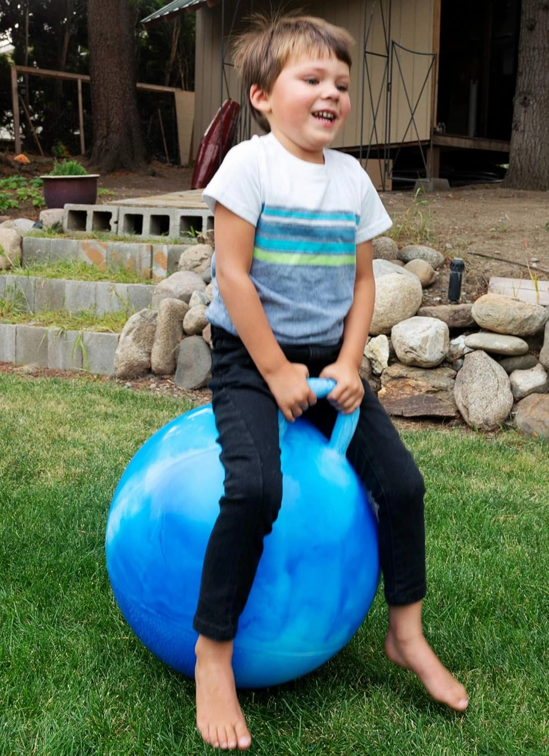 AppleRound Space Hopper Ball with Air Pump, 18in/45cm Diameter for Age 3-7, Kangaroo Bouncer, Hippity Hoppity Hop Ball for Children, Sit-on Bouncy Ball with Handle, Cloud Colors (Blue)