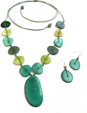 Artesania Karissma Tagua Necklace and Earrings in Green TAG667. Tagua Nut Jewelry, Organic Necklace, Eco Friendly Jewelry, Green Statement Necklace Set AQUA, GREEN, LIME TAG667AGG