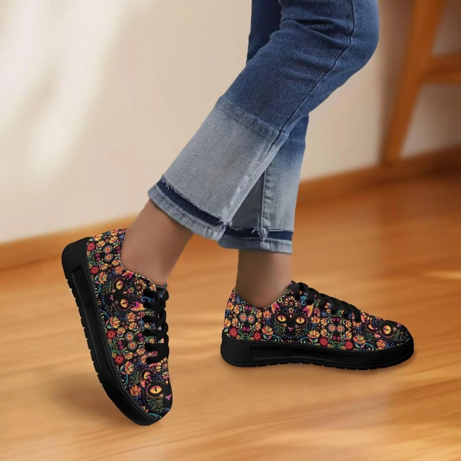 Canvas Sneakers for Women Low Top Lace Up Shoes Comfortable Canvas Tennis Shoes with Anti Skid EVA Sole Dressy Flats