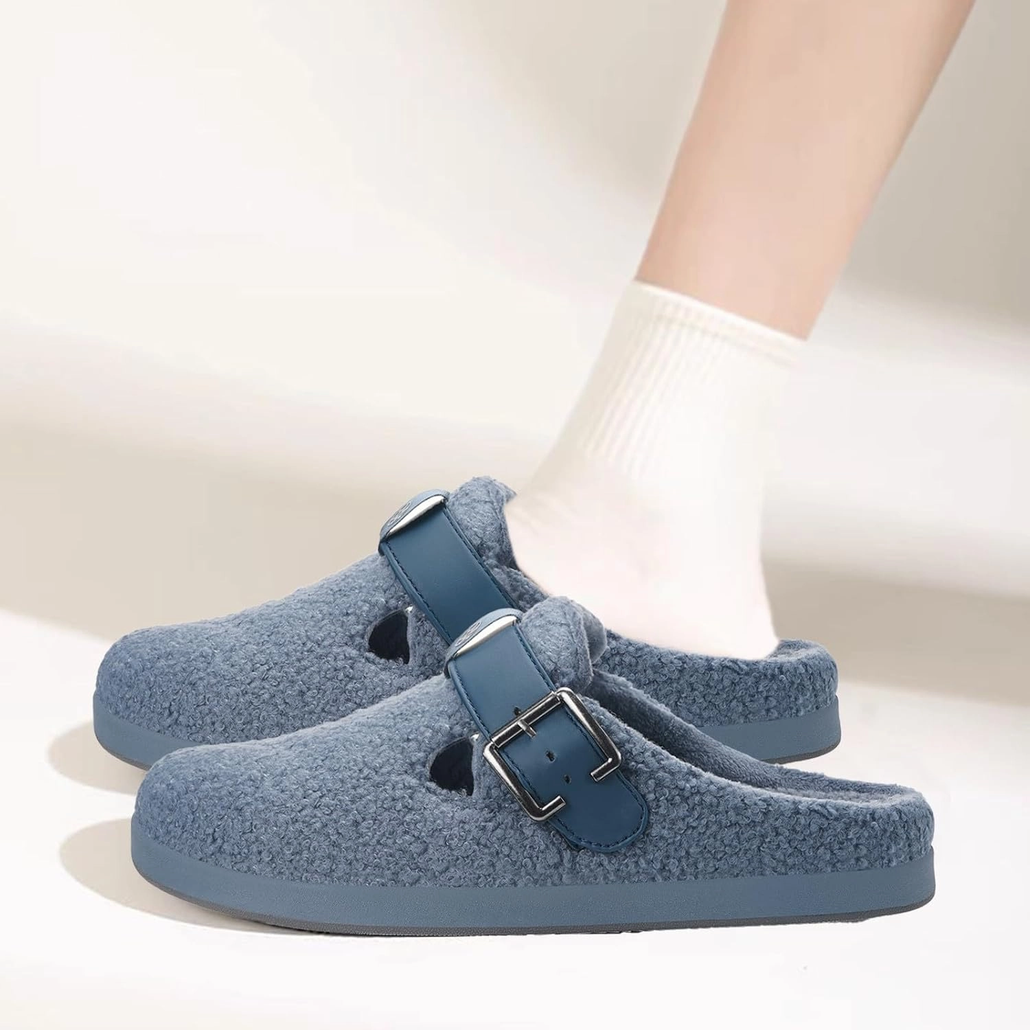 Hsyooes Women's Men's Fuzzy Slippers Orthotic Arch Support Fleece Lined House Slippers Comfy Winter Slip On Clogs for Plantar Fasciitis Indoor Outdoor with Adjustable Buckle