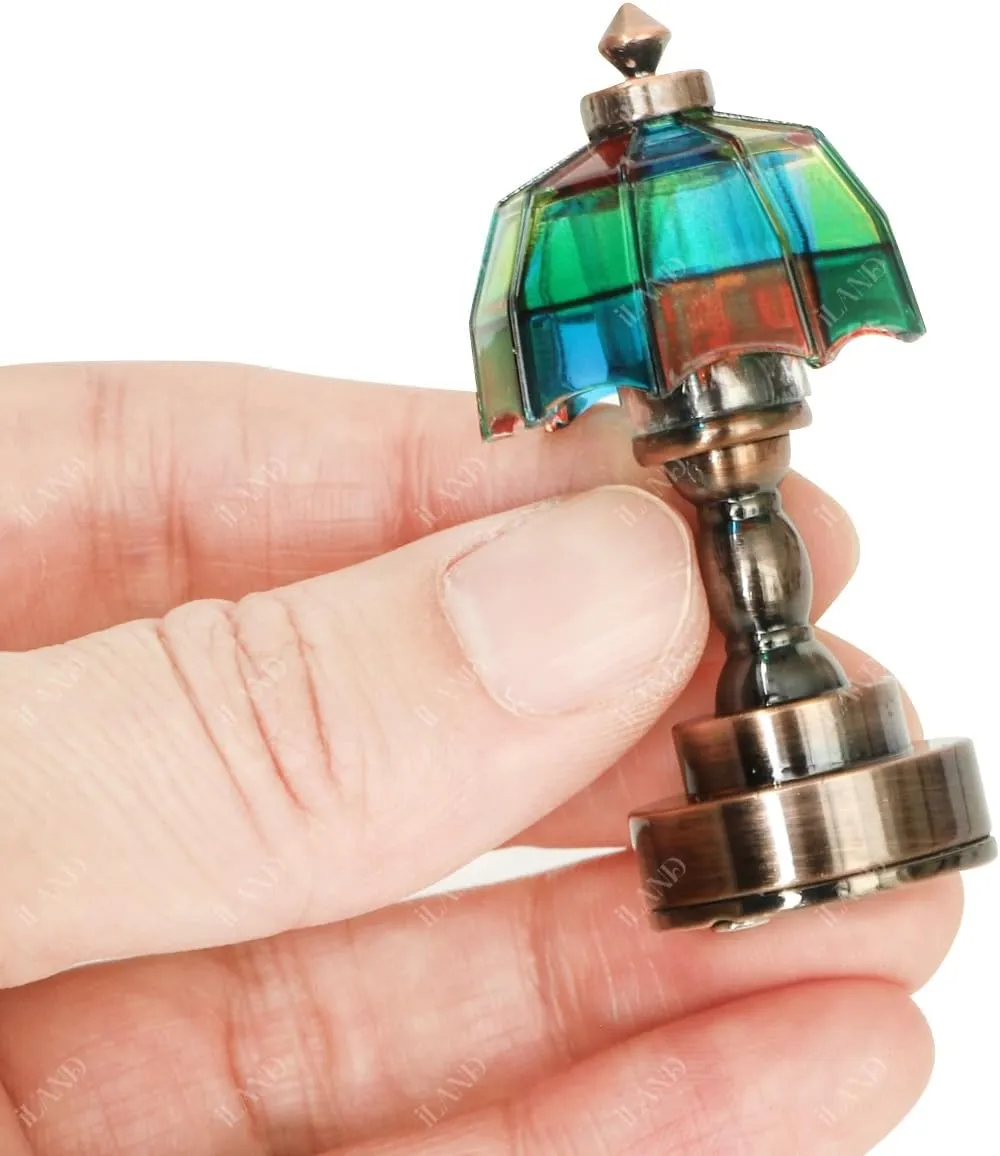 iLAND 1:12 Scale Accessories of Dollhouse Lights, Classic Miniature Lamp for Dollhouse Decoration, Beautiful Mosaic Lattice Table Lamp w/Battery