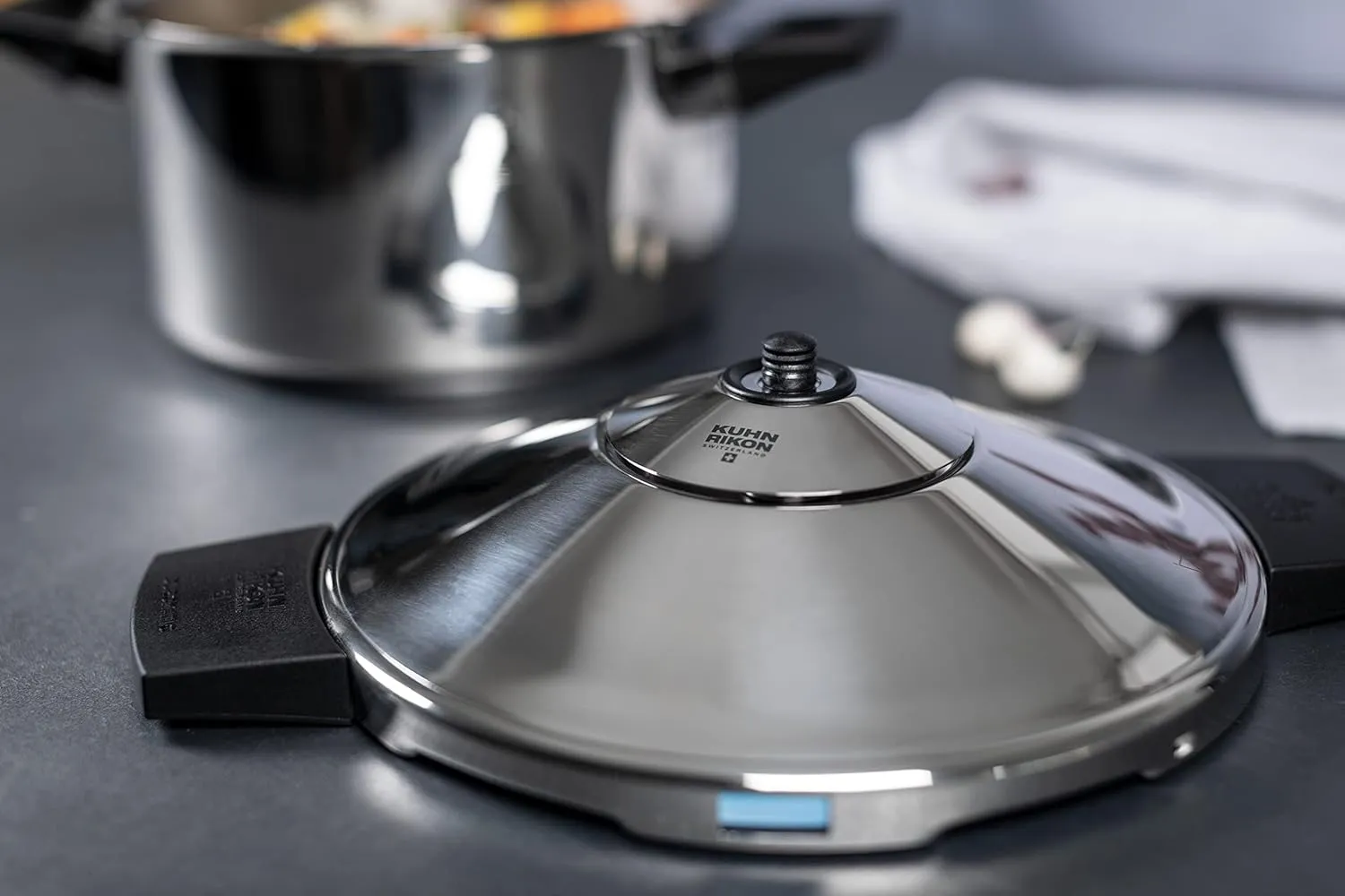 Kuhn Rikon DUROMATIC® Pressure Cooker 8.75” 6.3 qt family of 4 with side handles to save space