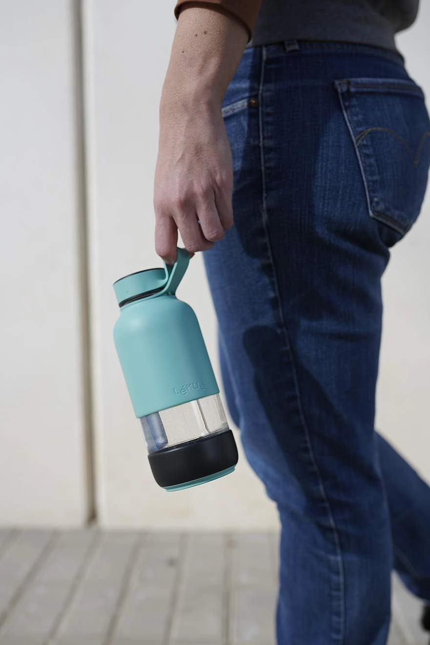 Lekue Bottle To Go reusable water bottle, 20 ounce, Turquoise