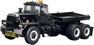 Metal Die Cast Toy Cars 1:50 for Heavy Duty Tractor Large Weight Trailer Alloy Casting Door Collector Ornaments for Home Or Office Décor