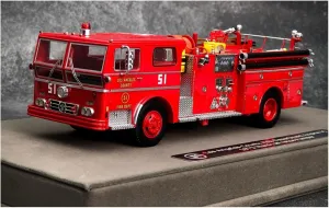 Metal Die Cast Toy Cars 1:50 for Ward LaFrance1973 Fire Station 51 Antique Fire Truck Model Suitable for Scene Decoration for Home Or Office Décor