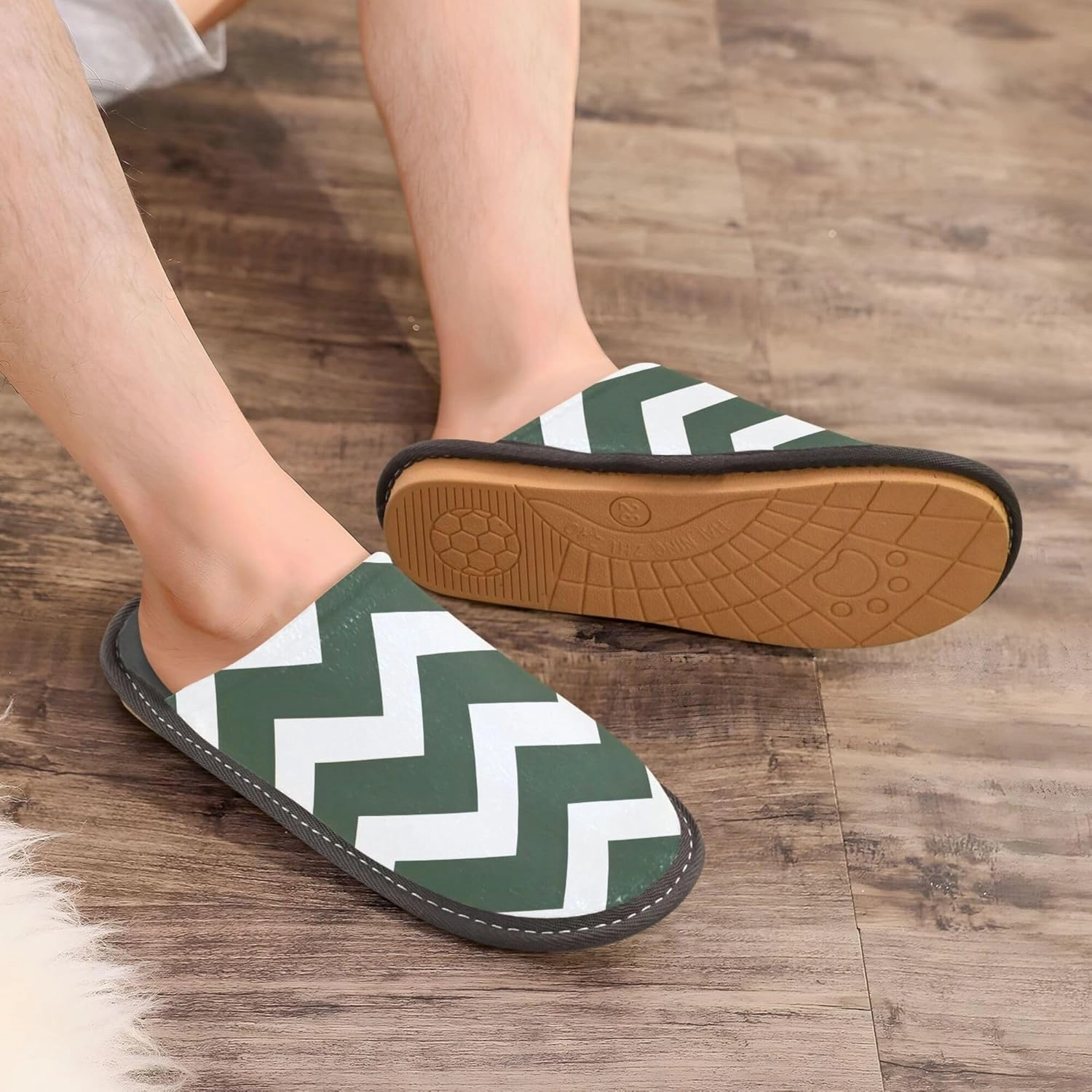 MNSRUU Fuzzy Slippers House Slippers for Women Men Glitter Lattice Plush Warm Slippers Winter Soft Slippers Bedroom Shoes Plush Lining Indoor Non-slip