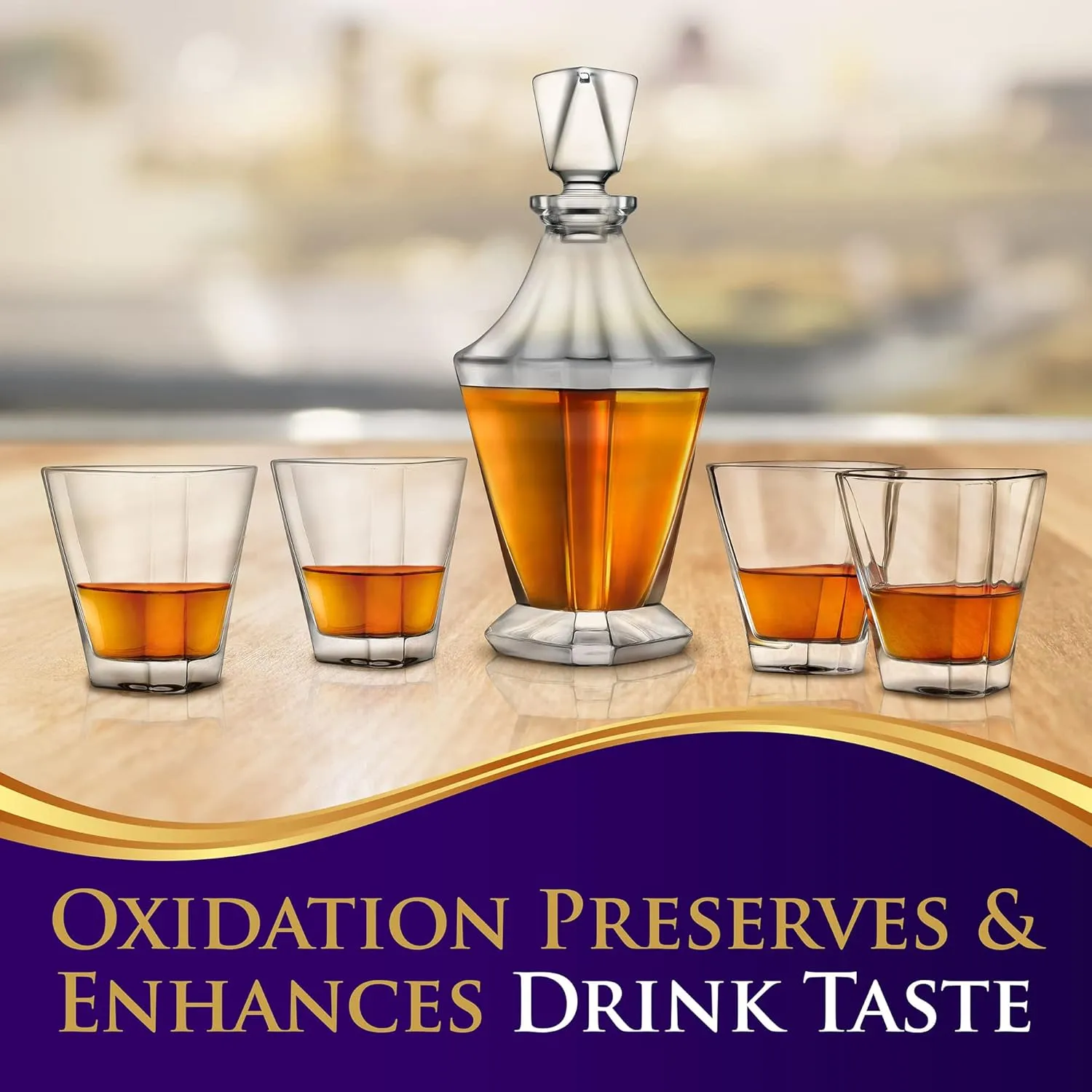 Nutrichef Whiskey Decanter Set, 850ml Decanter with Stopper, 300ml 4 Whiskey Glasses, Easy to Clean, Enhances Flavor, BPA-Free, Luxury Gift For Men, Elegant Design for House Warming Gifts New Home