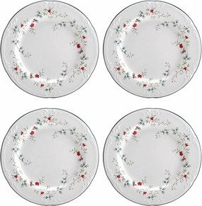 Pfaltzgraff Winterberry Salad Plates (8-Inch, Set Of 4), Green