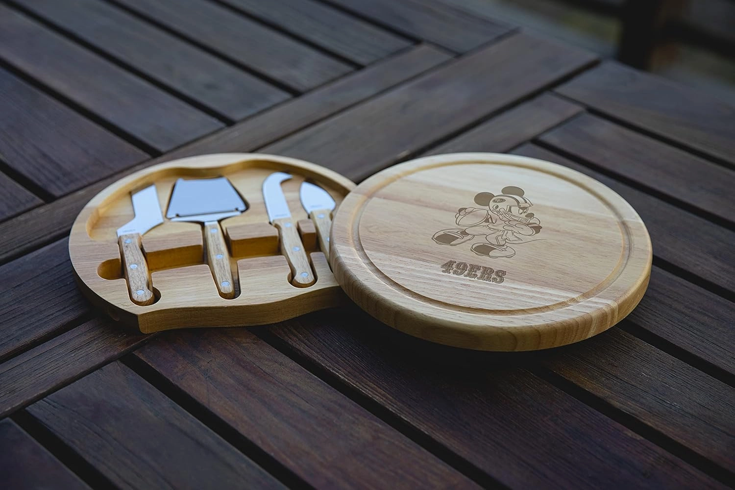 PICNIC TIME NFL Unisex-Adult NFL Mickey Circo Cheese Cutting Board & Tools Set