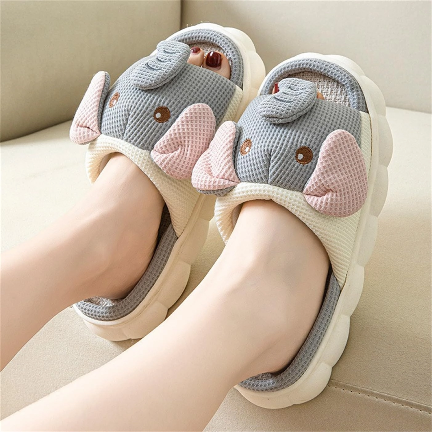 Rabbit And Bear Linen Slippers, Cute Animal Lace Slippers,Cotton Linen Couple's Home Shoes Indoor And Outdoor