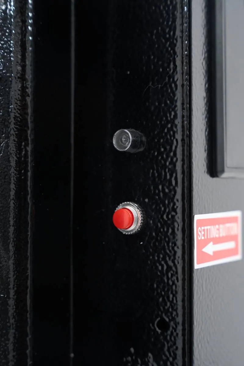 SecureFlip Deposit Safe: Smart Storage for Home & Business