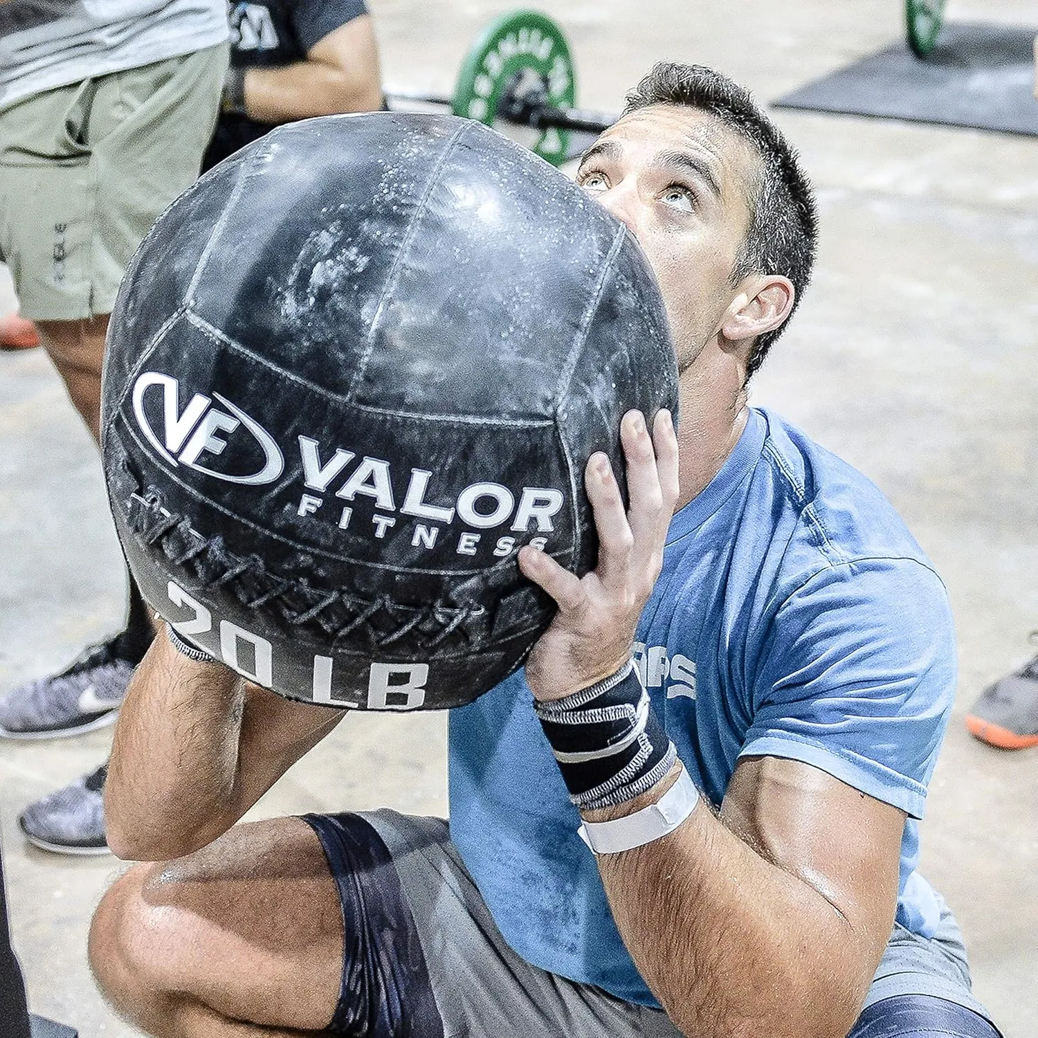 Valor Fitness Wall Ball Pros - Medicine Balls - Strength & Conditioning - Cross Training Core Workout Exercise Equipment - Weight Options Available -WBP