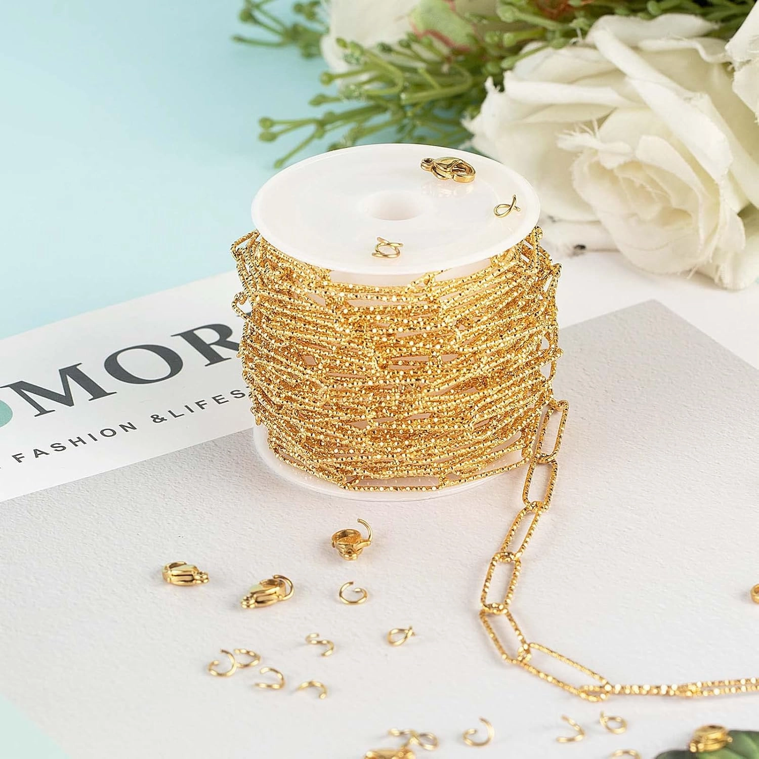 YOUBEIYEE 16.4 Feet Stainless Steel Chain for Jewelry Making, Gold Plated Embossed Paperclip Necklace Chains Bulk with Jump Rings and Lobster Clasps